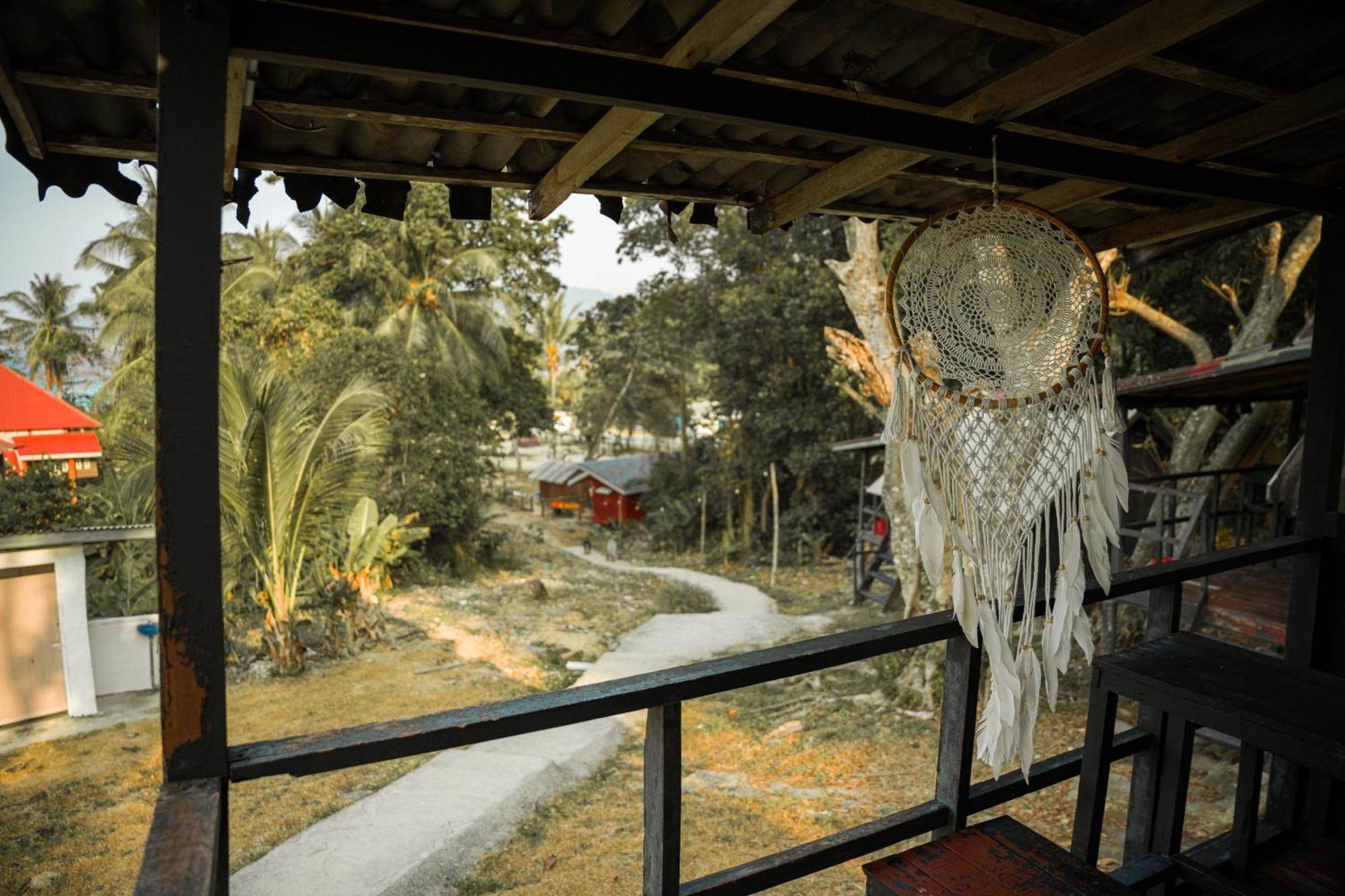 Harrera Perhentian, Long Beach Kampong Pasir Panjang  Buitenkant foto